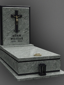 Надгробие 40